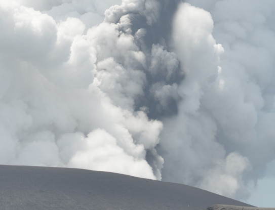 Hunga volcano Jan 2022 eruption