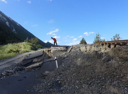 Surface rupture along the Papatea Fault