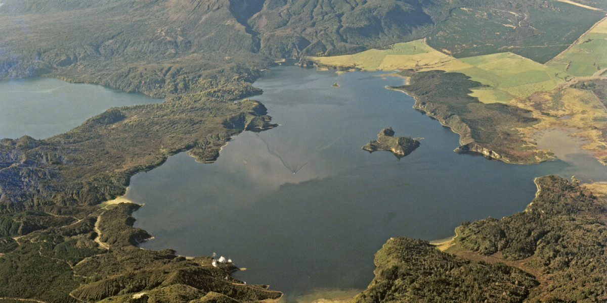 Rotoma Scientists find part of Pink and White Terraces under Lake Rotomahana ...