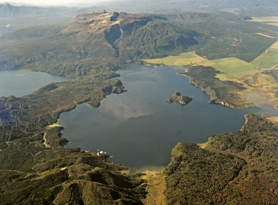 Lake Rotomahana and Mt Tarawera Rift, Bay of Plenty.