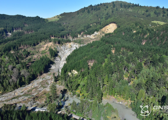 Tokamaru landslide and dam