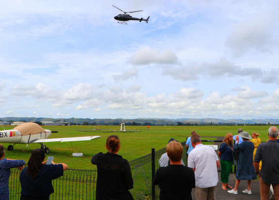 heli crowd